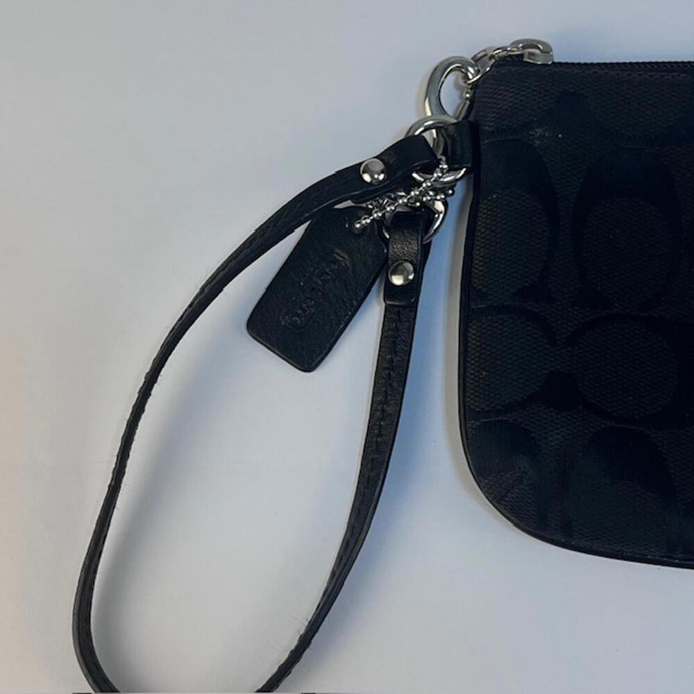 Coach Signature Black Wristlet Pouch - Picture 3 of 9